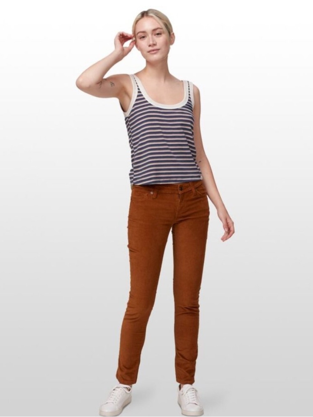 Patagonia Fitted Corduroy Pants in Sisu Brown (Size:32)